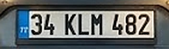 Büyütülmüş plaka: 34 KLM 482